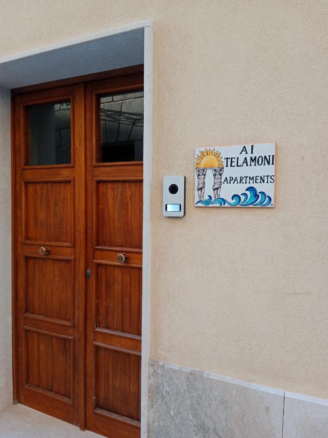Ai Telamoni Apartments Trapani Luaran gambar